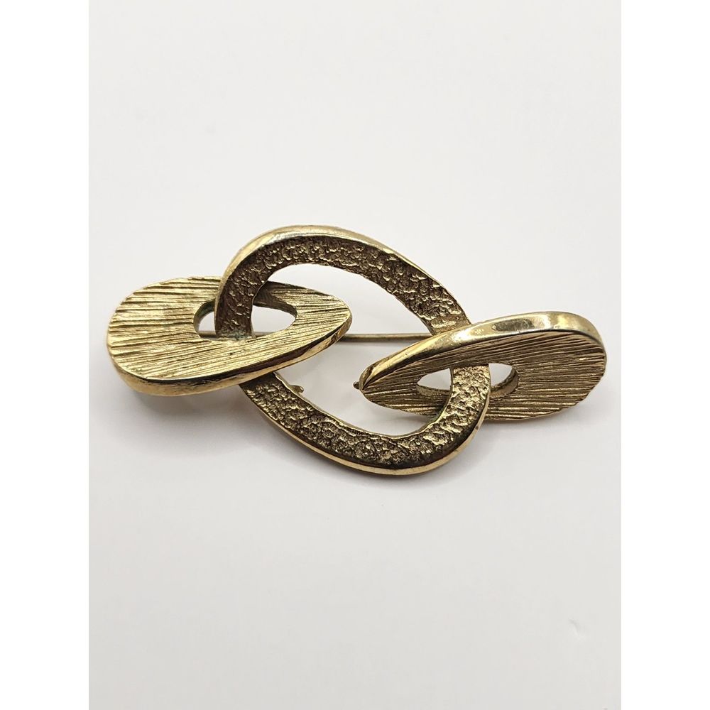 Vintage Goldtone Brooch Signed Coro